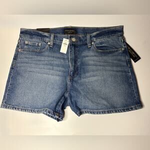 Banana Republic Classic Blue Jean Shorts Women’s Size Size 14 - 4 inches long